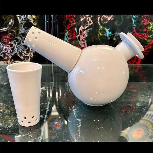 VINTAGE 1990s ARZENAL MOD WHITE PORCELAIN TEAPOT INFUSER TWO PIERCED CUPS UNUSED - Picture 1 of 10